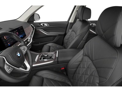 2025 BMW X7 M60i