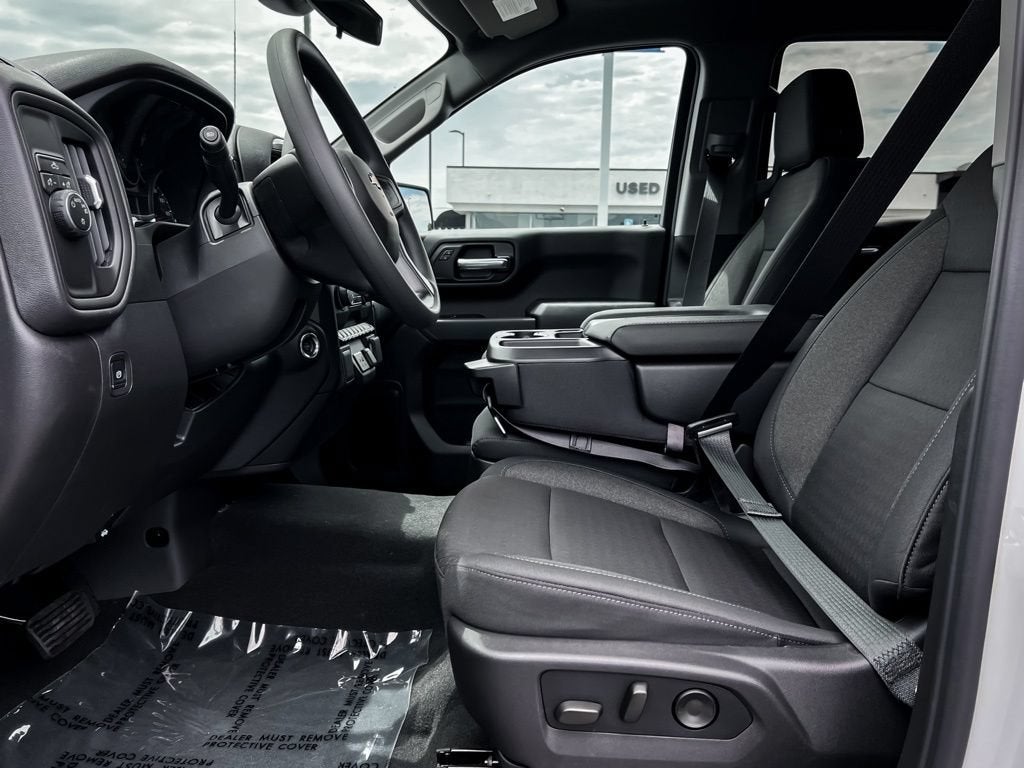 2026 Chevrolet Silverado 1500 Custom - Photo 12
