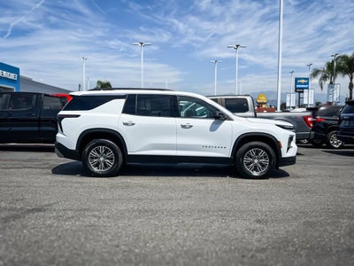 2027 Chevrolet Traverse LT