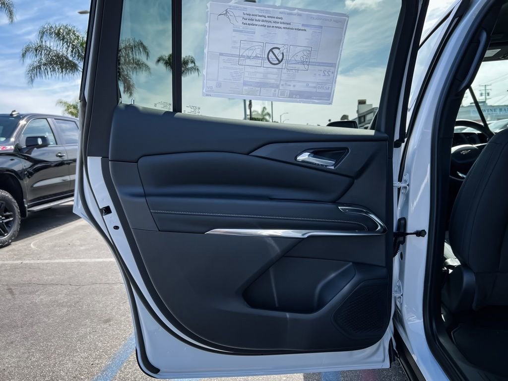 2026 Chevrolet Traverse LT