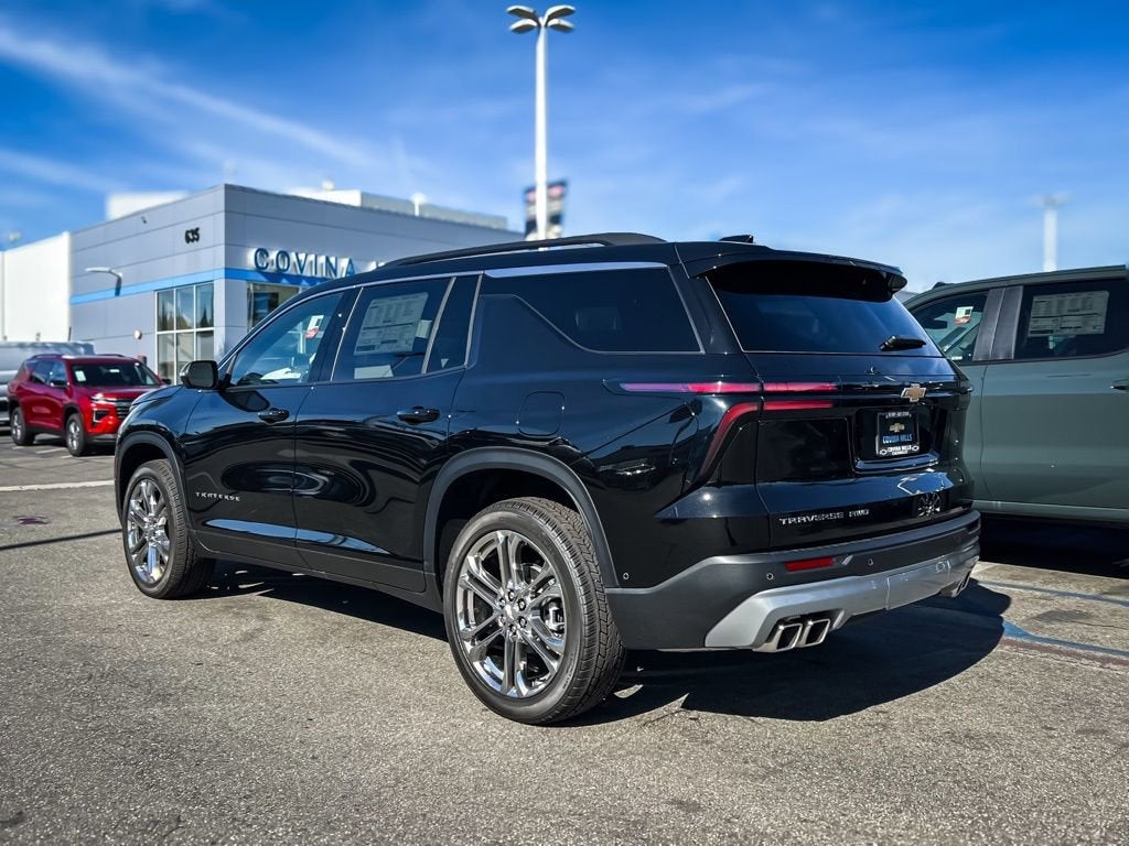 2025 Chevrolet Traverse LT
