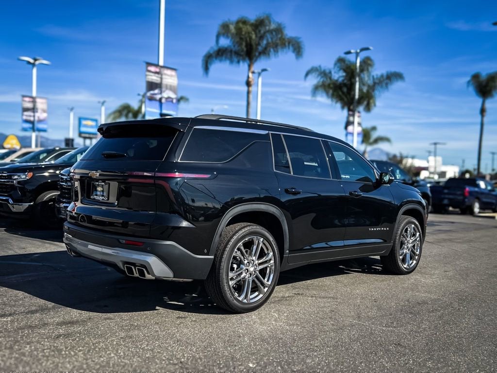 2025 Chevrolet Traverse LT