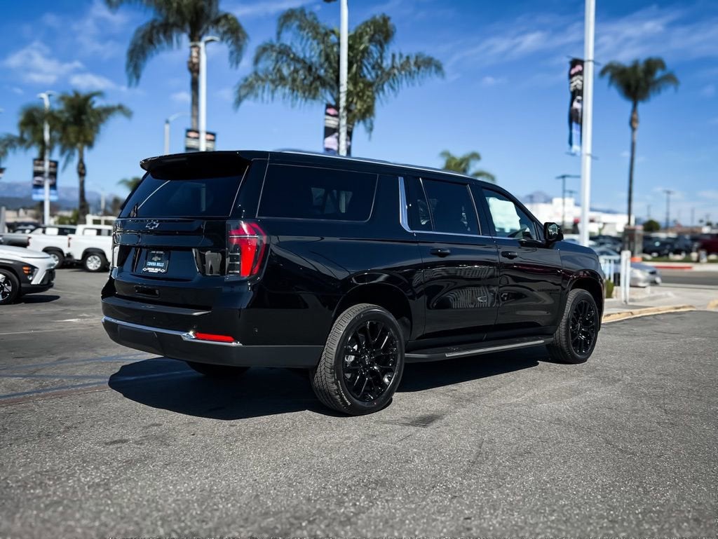 2026 Chevrolet Suburban LS