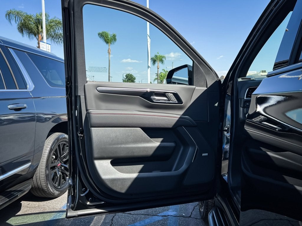 2027 Chevrolet Suburban RST