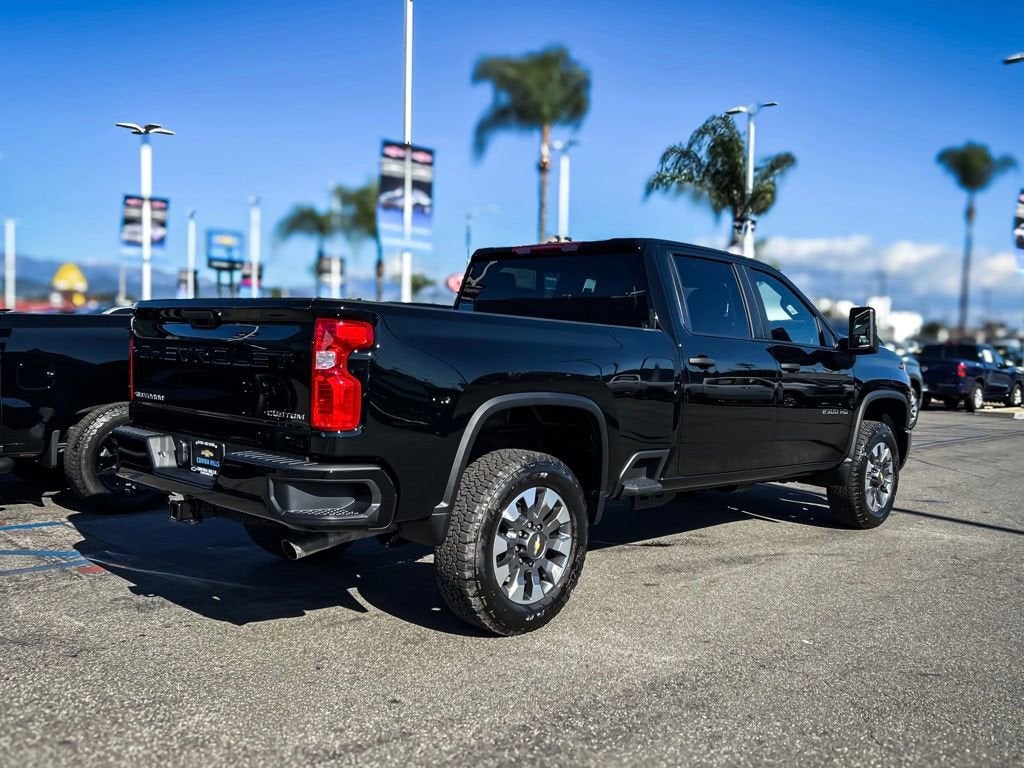 2026 Chevrolet Silverado 2500 HD Custom