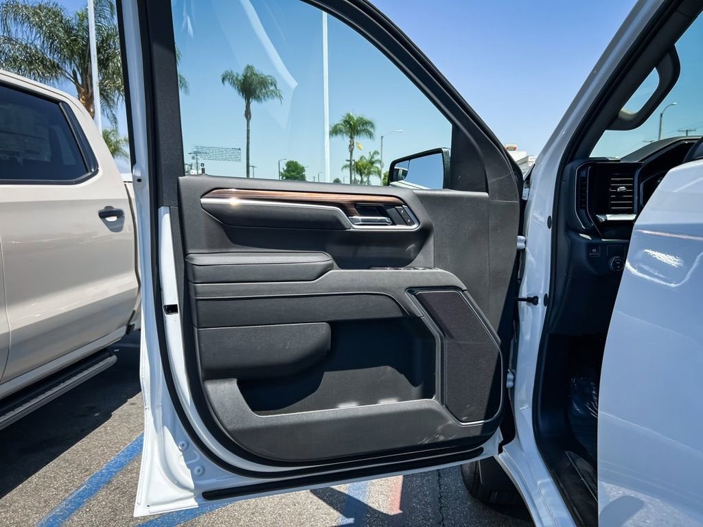 2026 Chevrolet Silverado 1500 LT - Photo 16