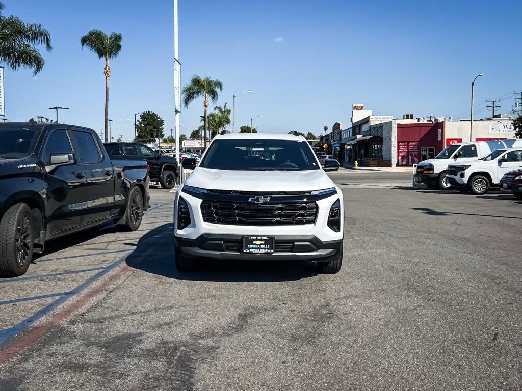 2027 Chevrolet Equinox LT - Photo 10