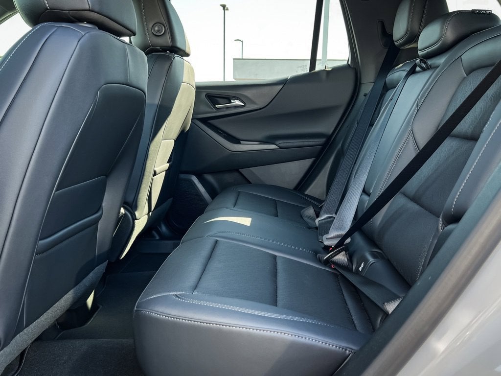 2027 Chevrolet Equinox LT - Photo 19