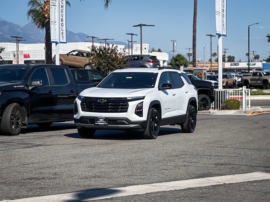 2027 Chevrolet Equinox LT - Photo 2