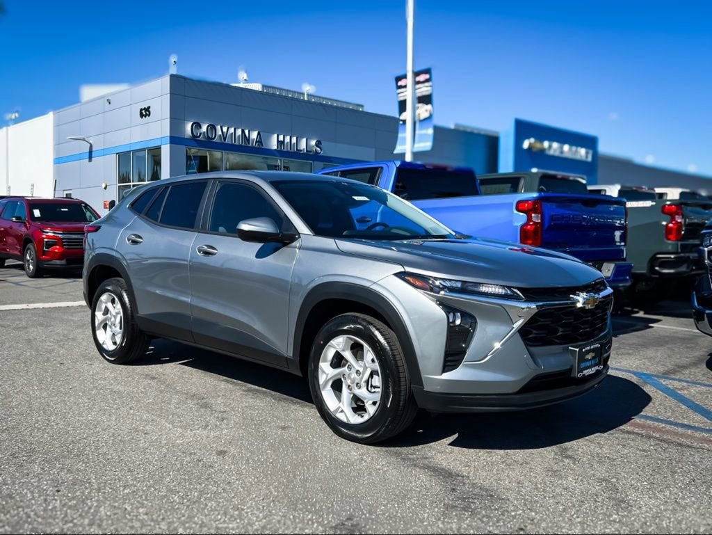 2026 Chevrolet Trax LS