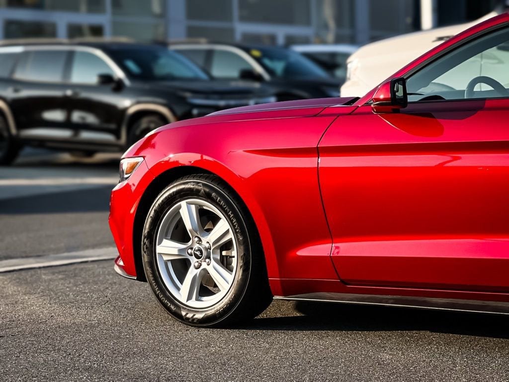 2017 Ford Mustang V6