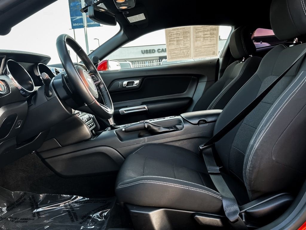 2017 Ford Mustang V6