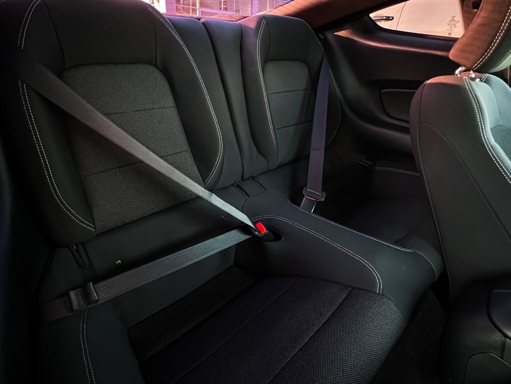 2017 Ford Mustang V6