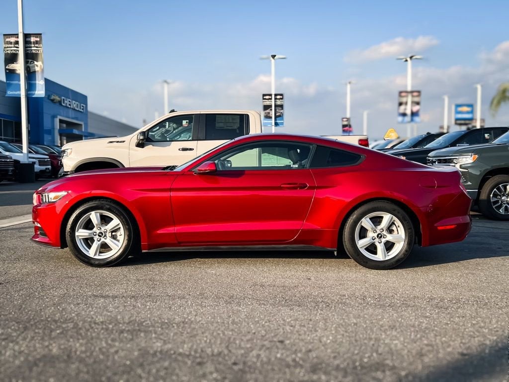 2017 Ford Mustang V6