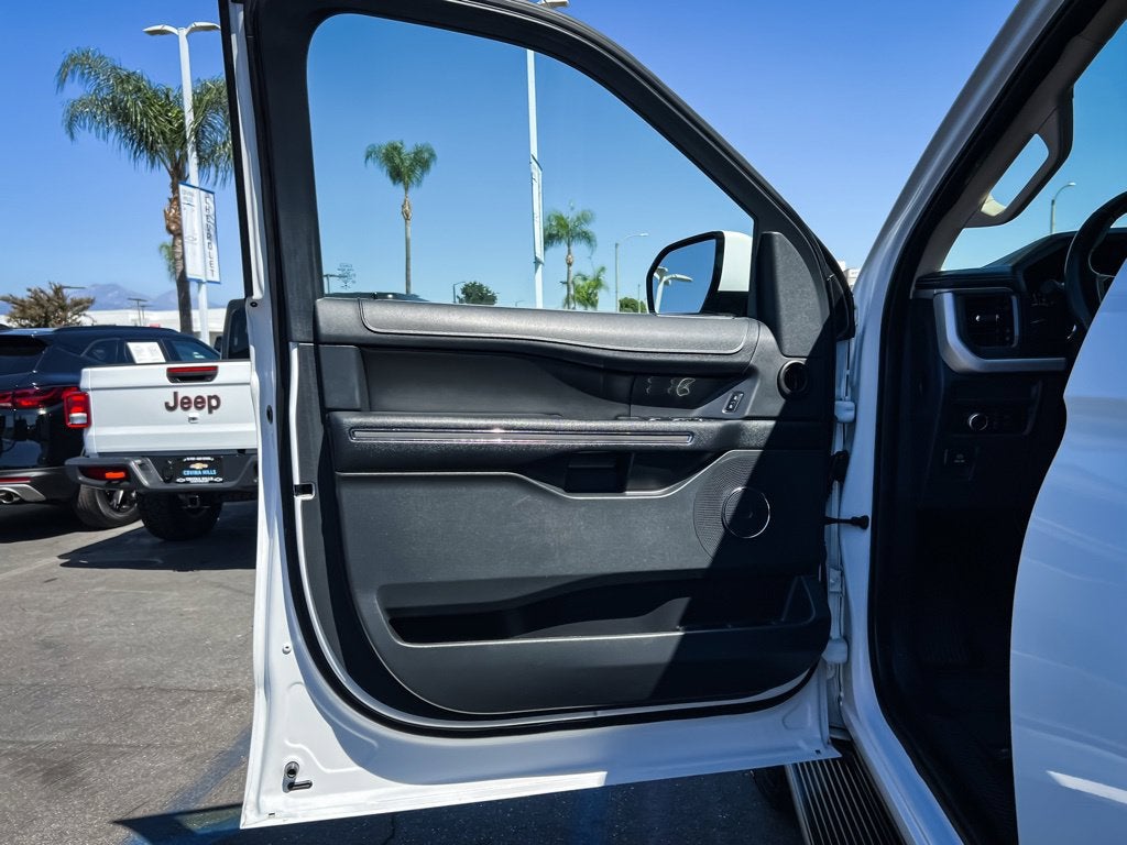 2022 Ford Expedition XLT