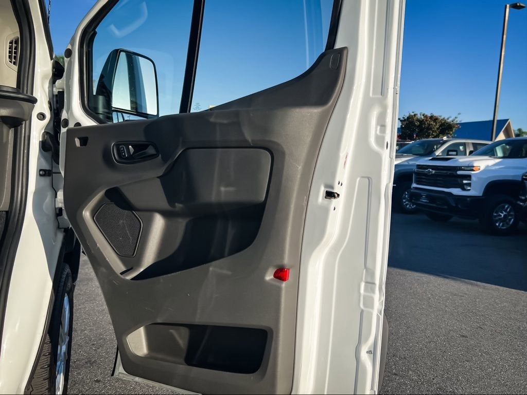 2024 Ford Transit Cargo Van T-250 130" Low Rf 9070 GVWR RWD