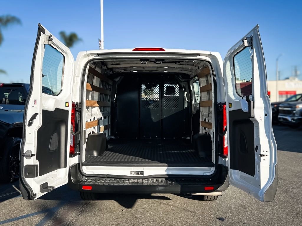 2024 Ford Transit Cargo Van T-250 130" Low Rf 9070 GVWR RWD