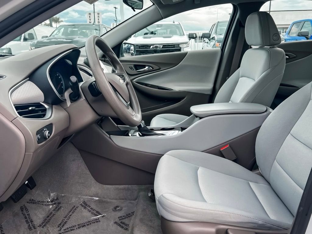 2022 Chevrolet Malibu LS