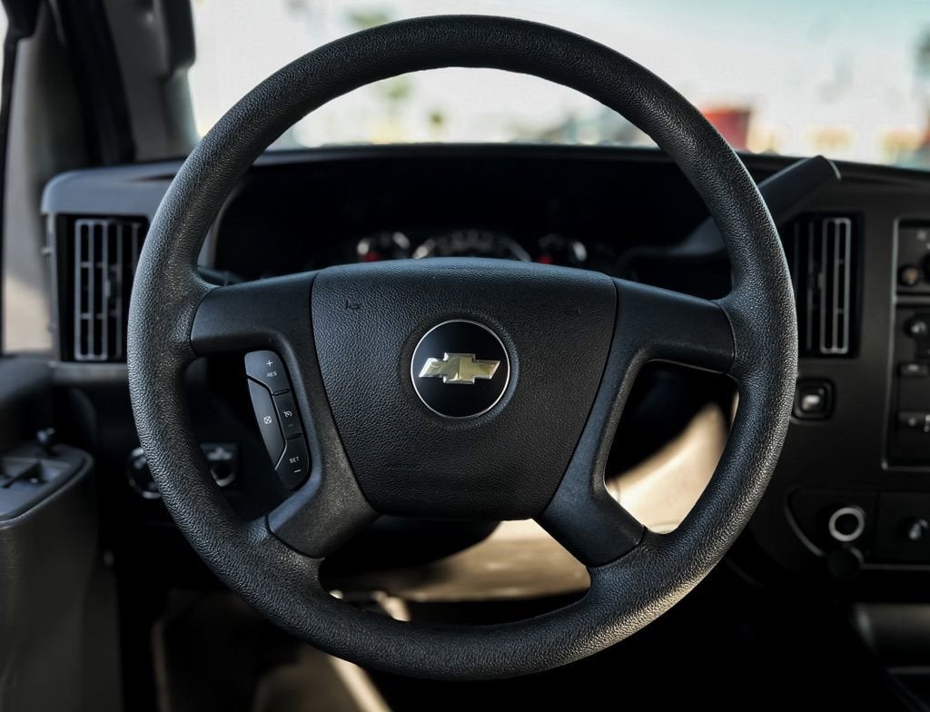 2023 Chevrolet Express Passenger LS