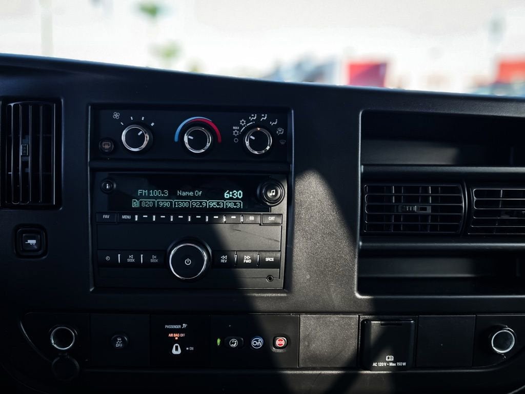 2023 Chevrolet Express Passenger LS