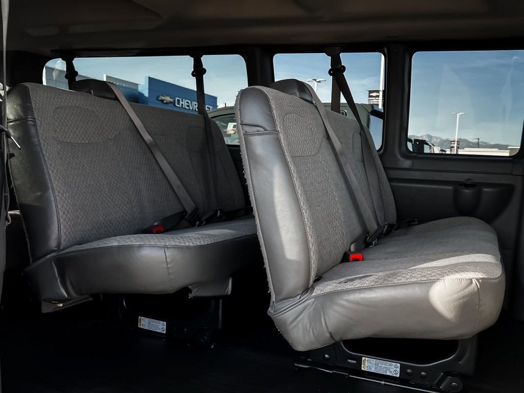 2023 Chevrolet Express Passenger LS