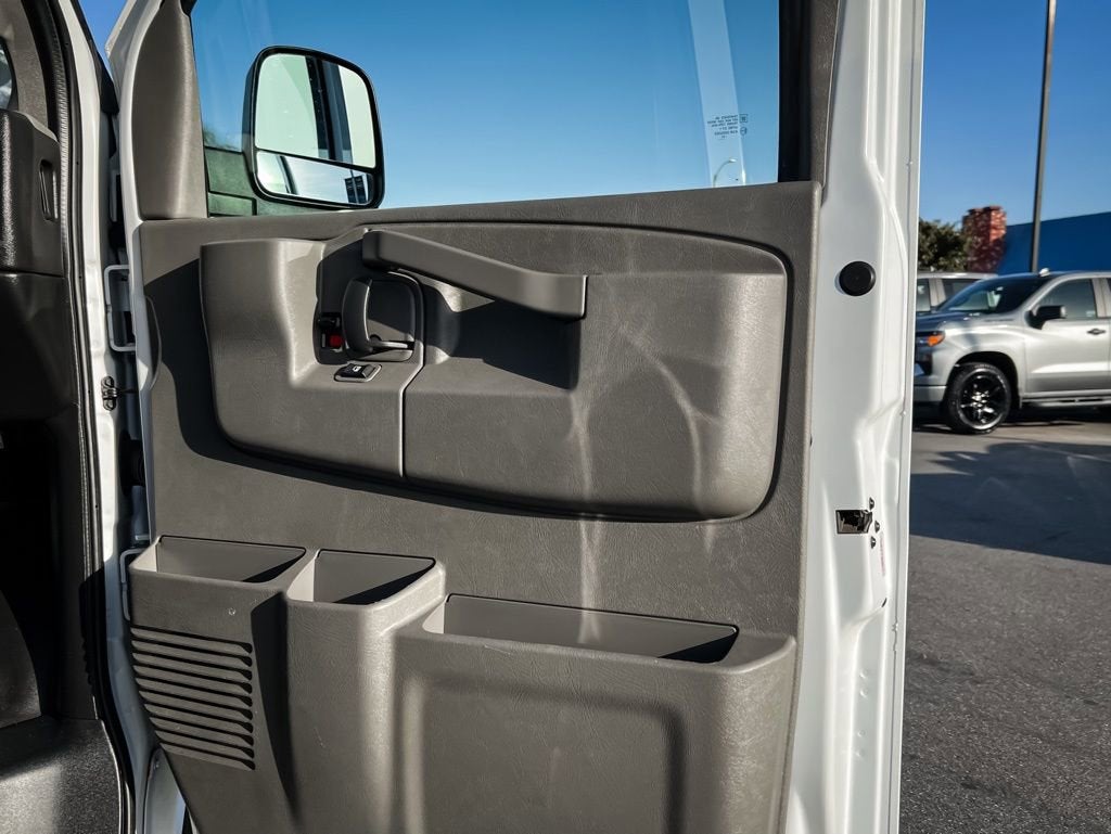 2023 Chevrolet Express Passenger LS