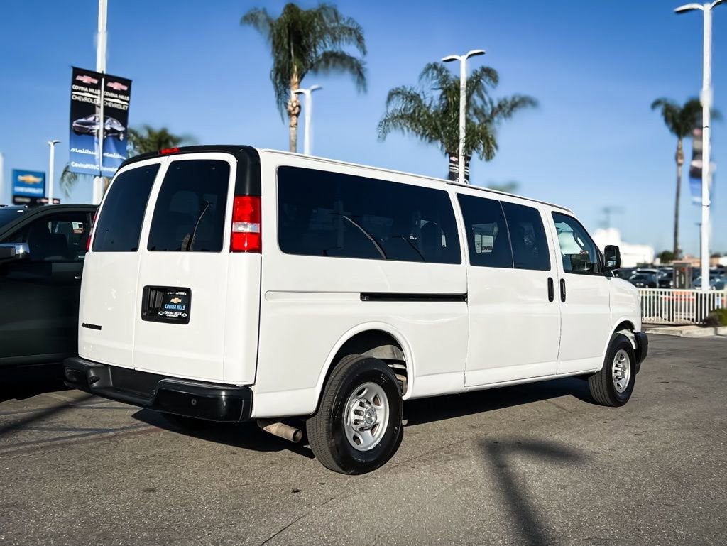 2023 Chevrolet Express Passenger LS