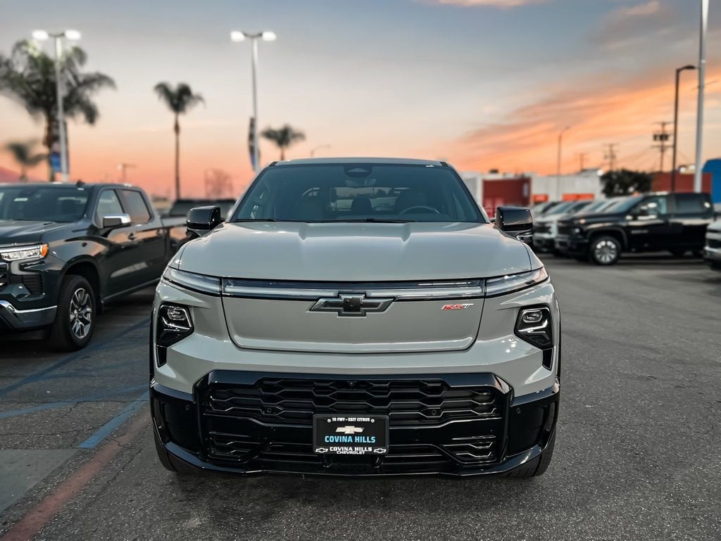 2025 Chevrolet Silverado EV Max Range RST