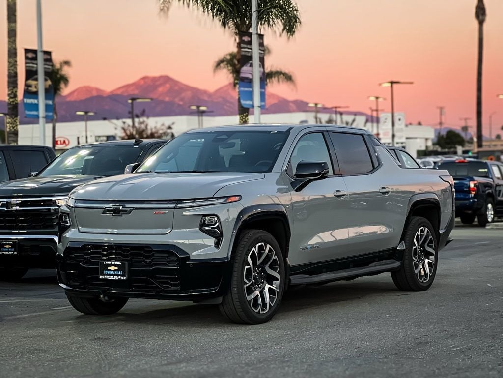 2025 Chevrolet Silverado EV Max Range RST