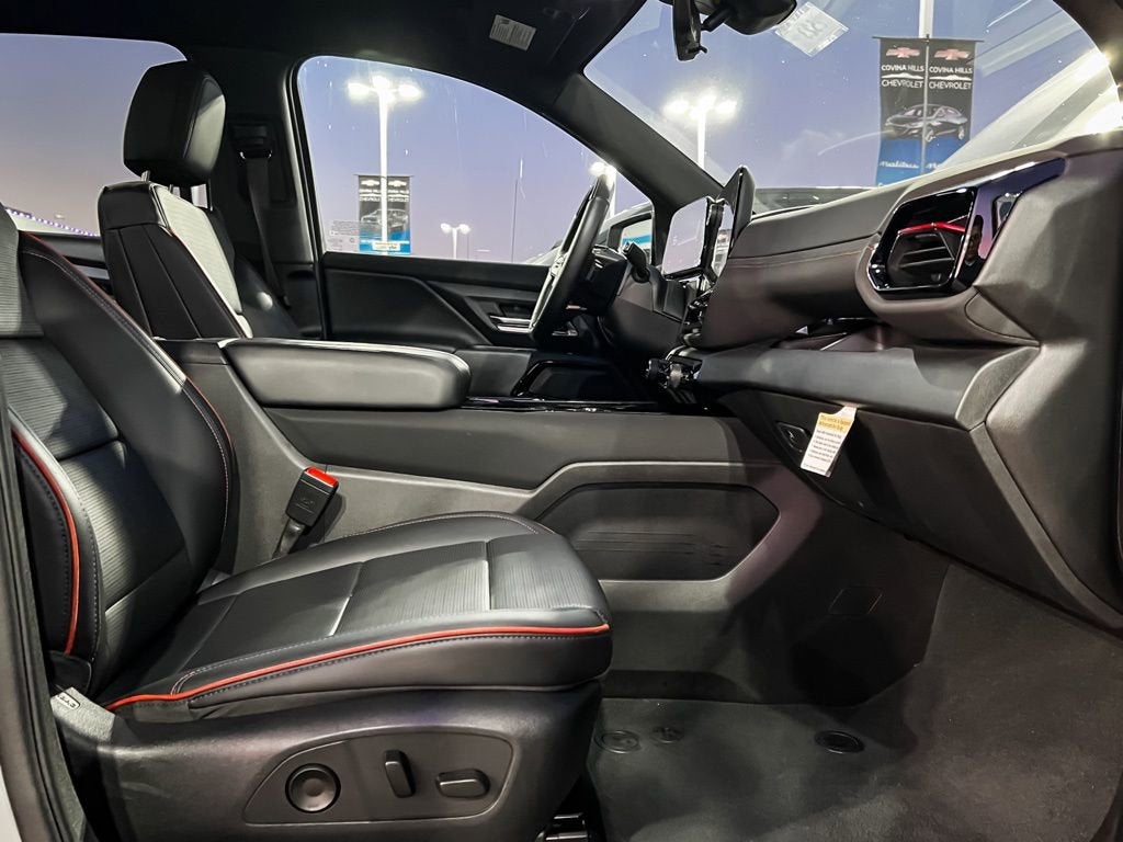 2025 Chevrolet Silverado EV Max Range RST