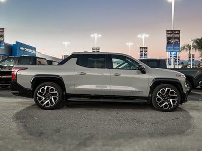 2025 Chevrolet Silverado EV Max Range RST
