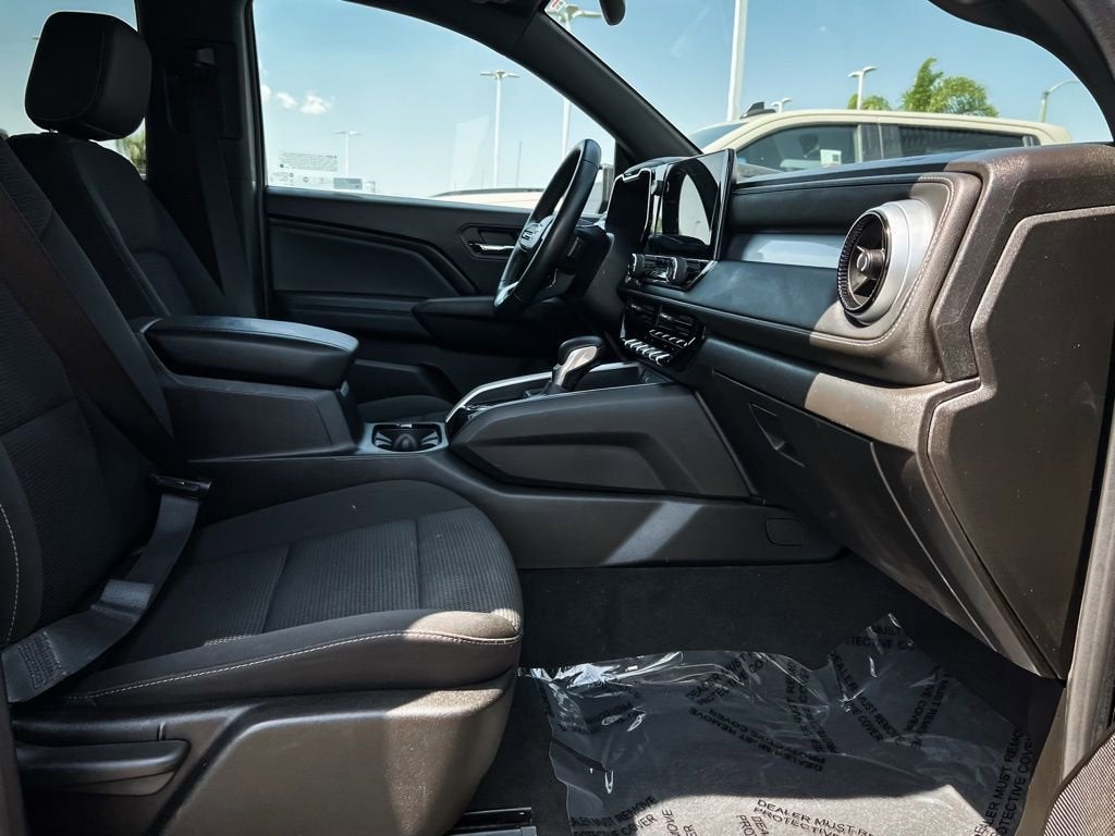 2024 Chevrolet Colorado 2WD LT
