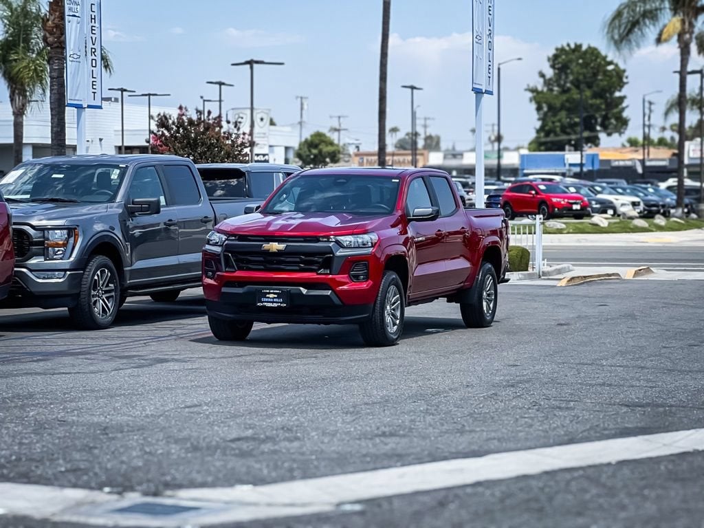 2024 Chevrolet Colorado 4WD LT