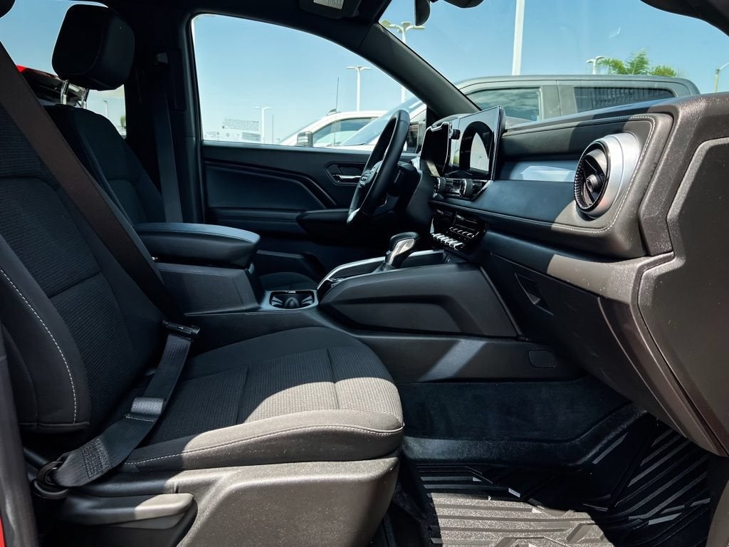 2024 Chevrolet Colorado 4WD LT
