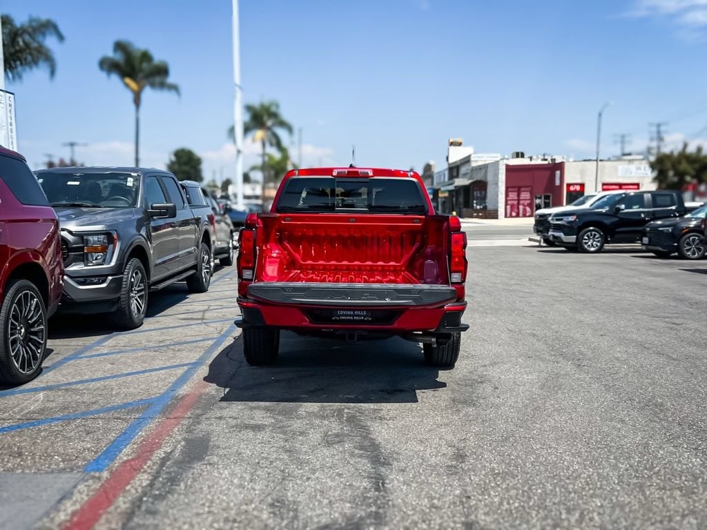 2024 Chevrolet Colorado 4WD LT