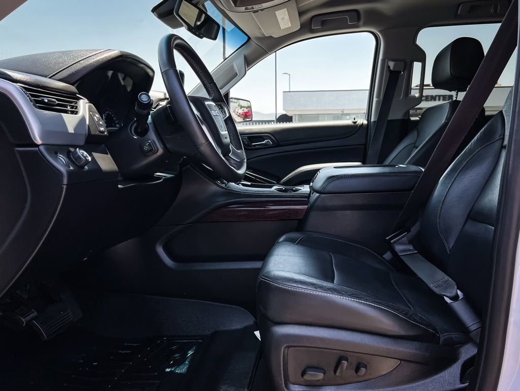 2017 GMC Yukon XL SLT