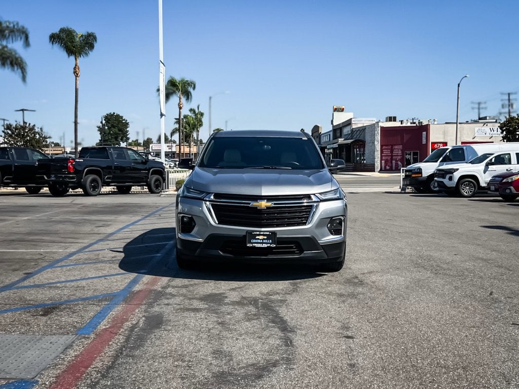 2023 Chevrolet Traverse LS