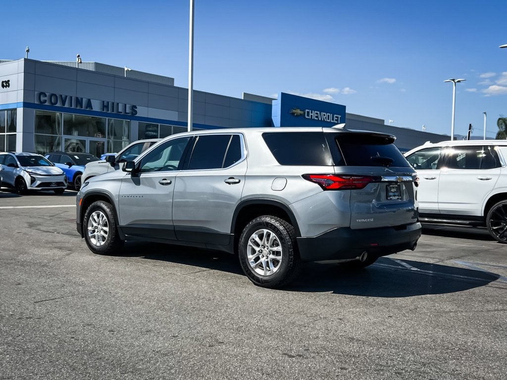 2023 Chevrolet Traverse LS