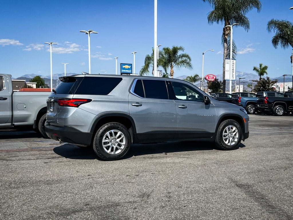 2023 Chevrolet Traverse LS