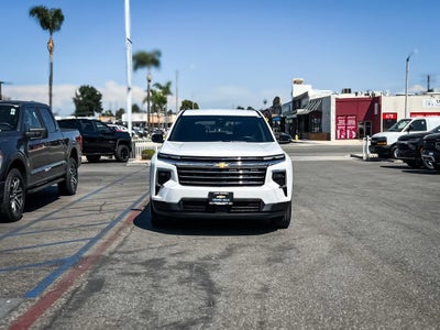 2025 Chevrolet Traverse FWD LT