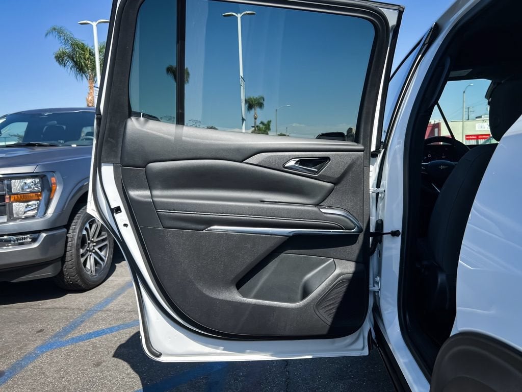 2025 Chevrolet Traverse FWD LT