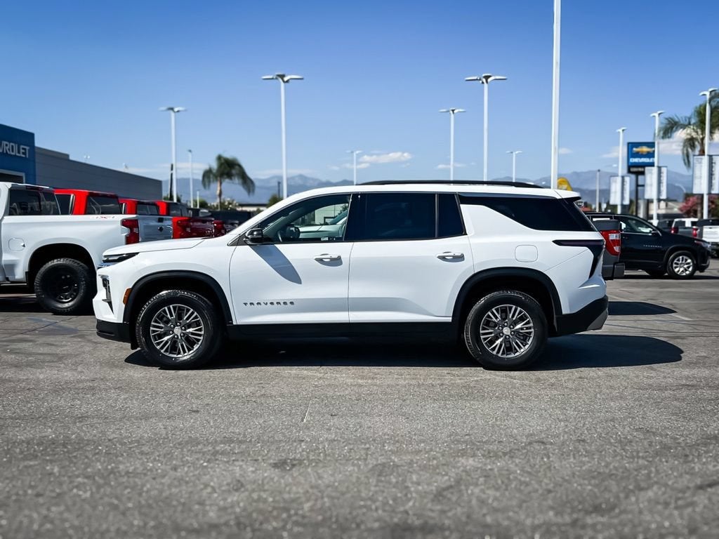 2025 Chevrolet Traverse FWD LT