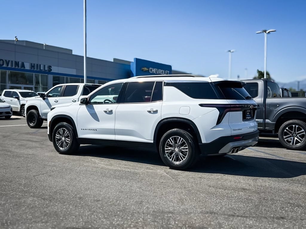 2025 Chevrolet Traverse FWD LT