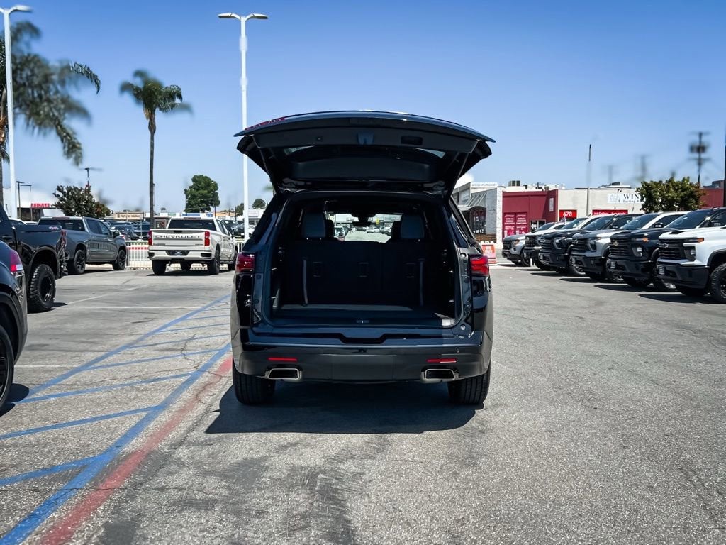 2023 Chevrolet Traverse Premier