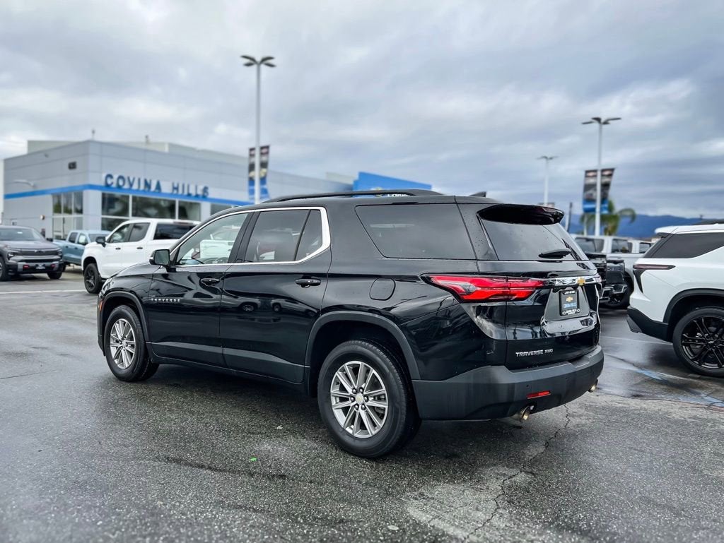 2023 Chevrolet Traverse LT Cloth