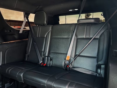 2021 Chevrolet Suburban RST