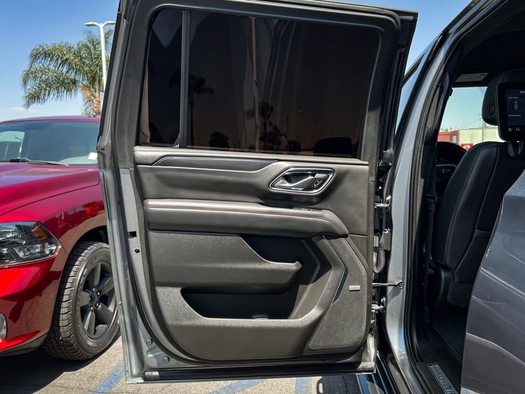 2021 Chevrolet Suburban RST