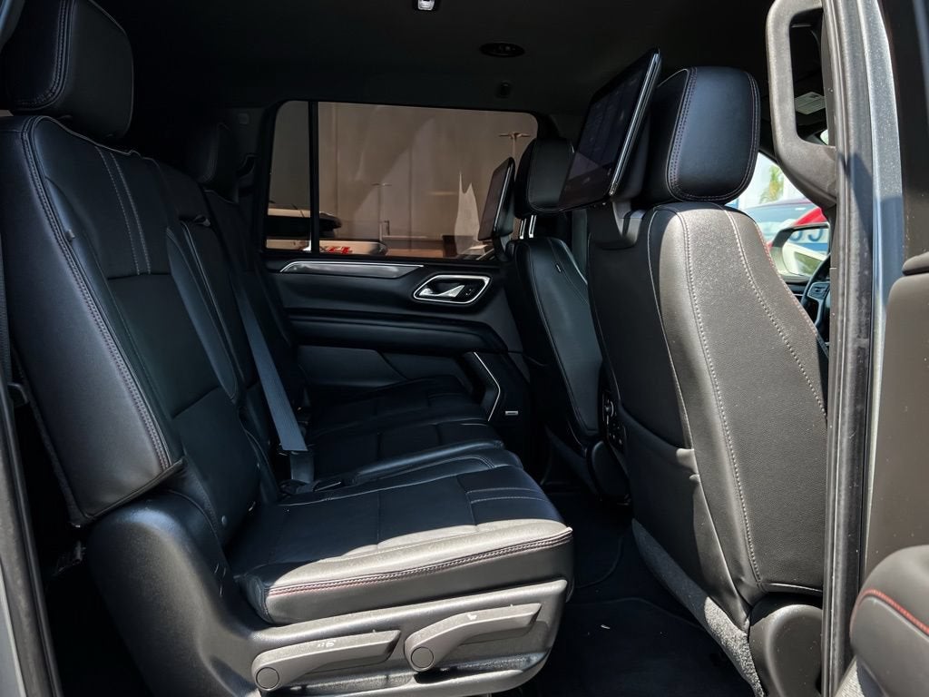 2021 Chevrolet Suburban RST