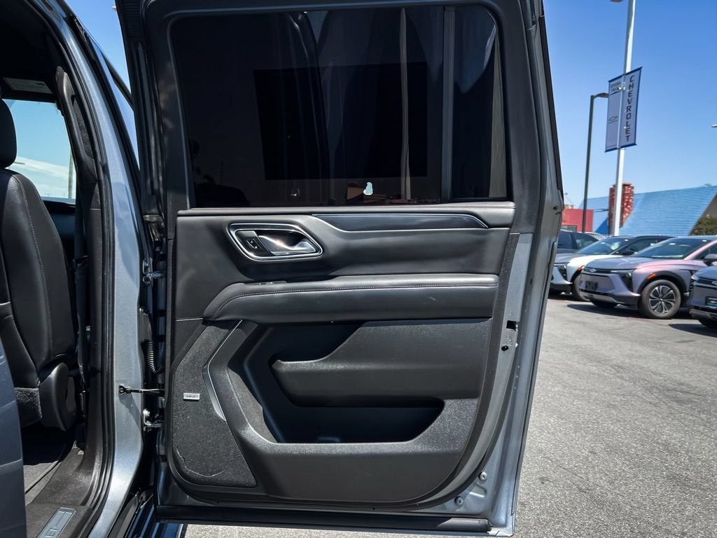 2021 Chevrolet Suburban RST