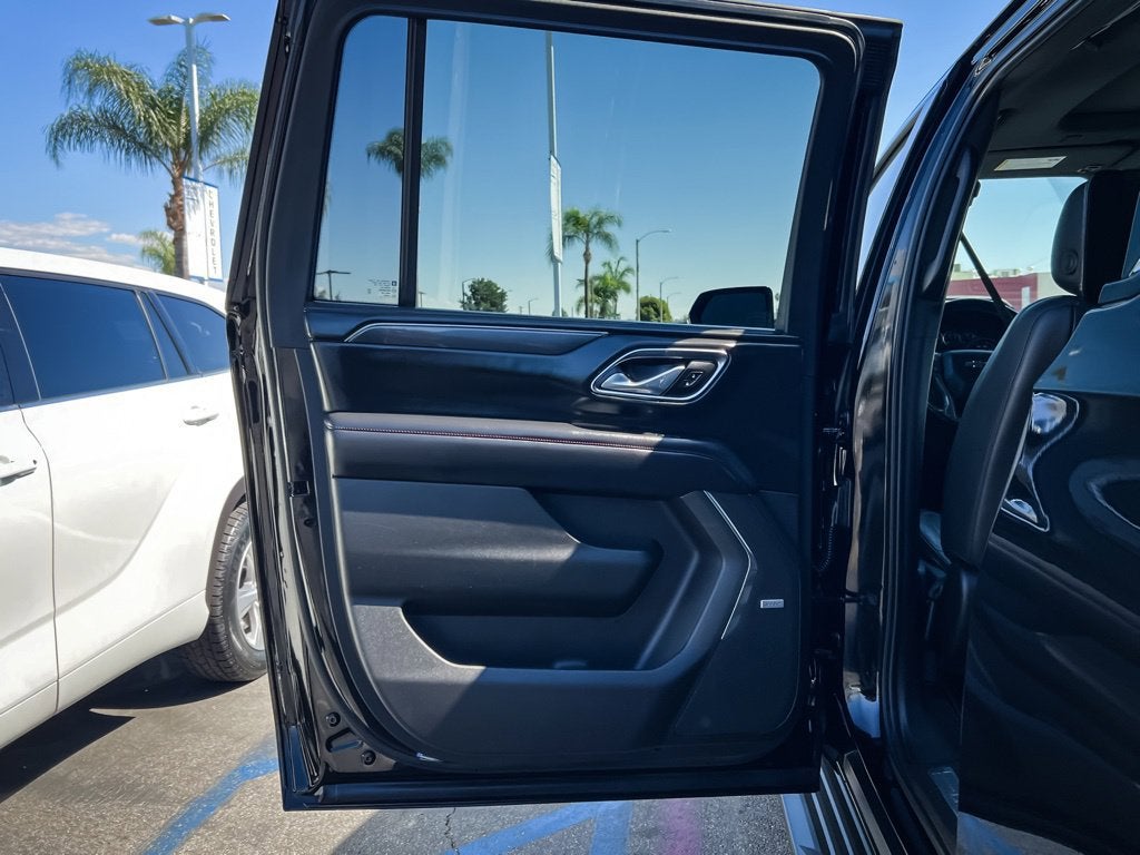 2021 Chevrolet Suburban RST
